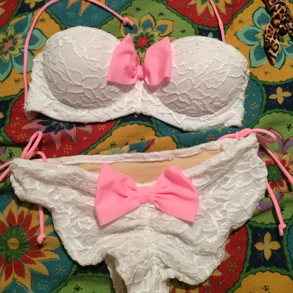 Custom push up lace bikini