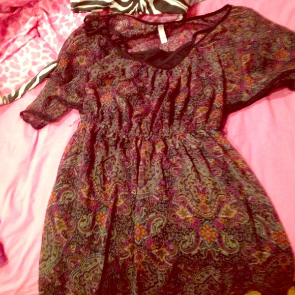 Trendy dress for fall