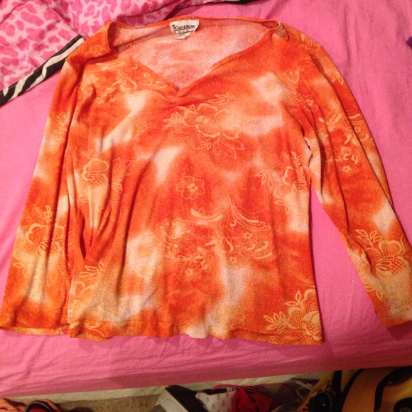 Orange flower top