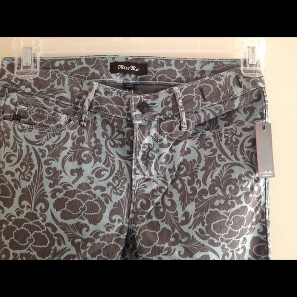 NWOT Miss Me Floral Print Skinny Jeans - Picture 3 of 4