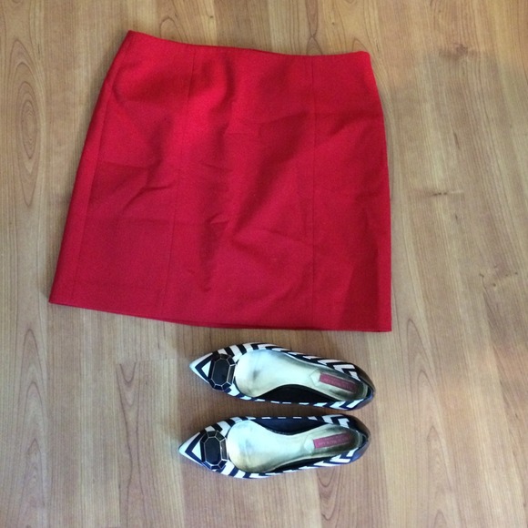 Red skirt