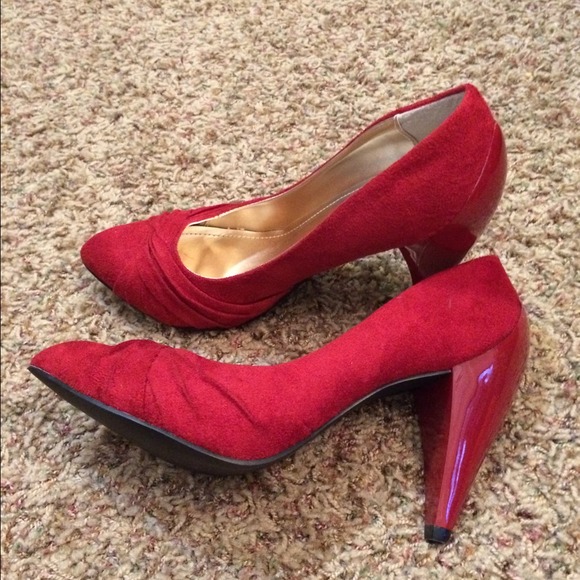 Lot of 2 shoes