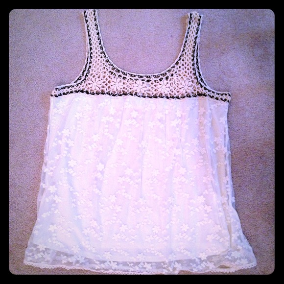 ❌SOLD❌ Dress Barn Top
