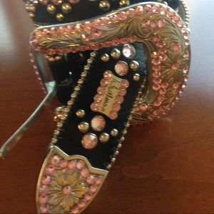 BB. Simon 1 1/2 studded black belt w/ pave buckle.
