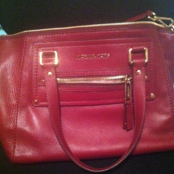 Michael Kors Gilmore satchel !!SOLD!!