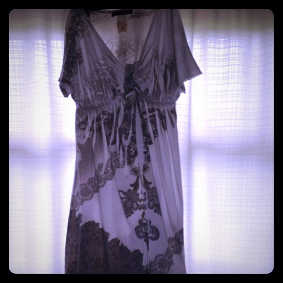 Black and white Sumer dress