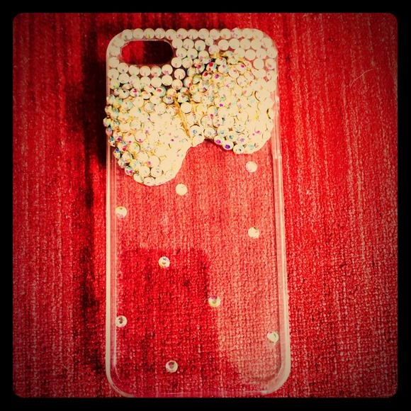 5/5S Clear Plastic iPhone Case with Rhinestones - Picture 1 of 3