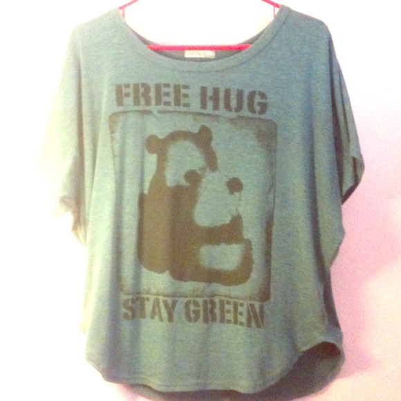 Flowy Stay Green Top