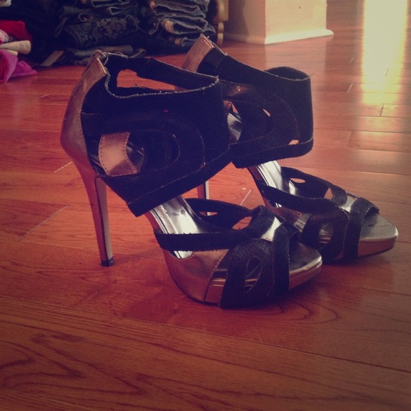 Pierre Dumas Heels