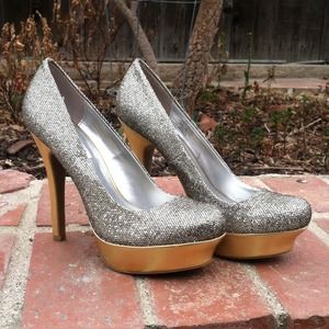 Jennifer Lopez JL Marilyn Glitter heels.