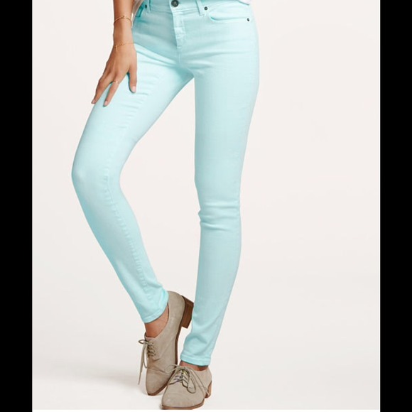 VS Midi, mint blue Jean. Never worn new with tags