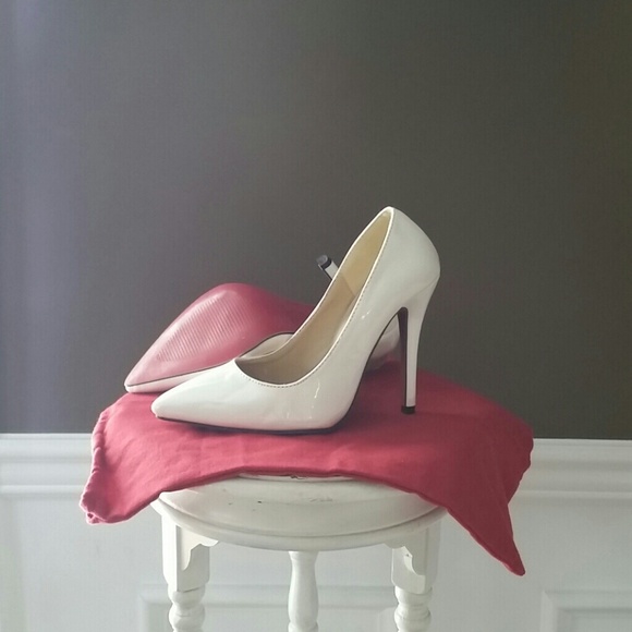 White red bottom pumps