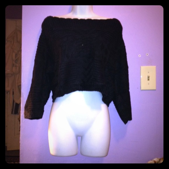 🚫SOLD🚫 Cropped Vintage Sweater