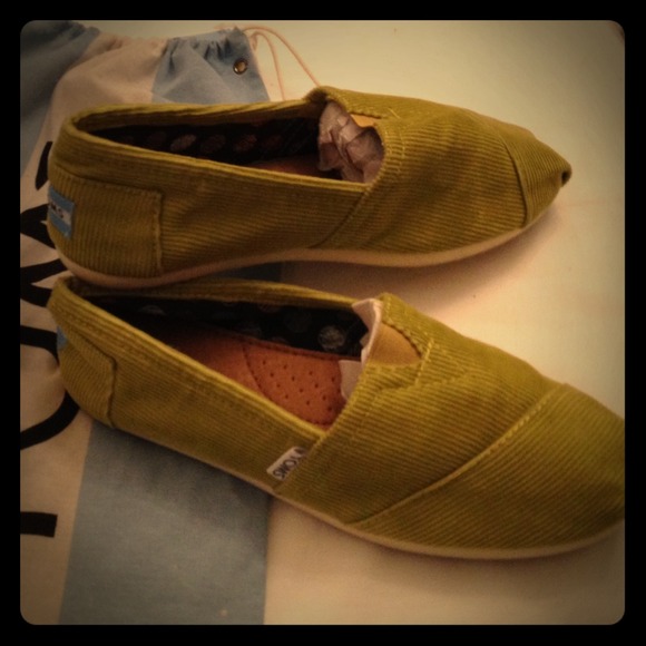 TOMS Shoes - Toms Classic Lime Green Corduroy
