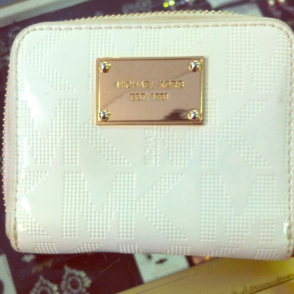 Michael Kors wallet