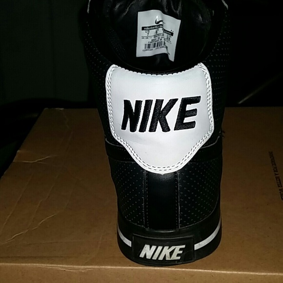Mens Nike size 7