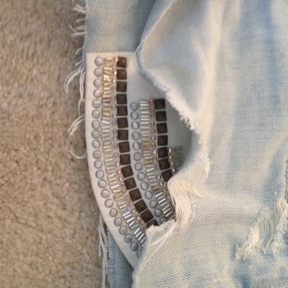 shorts - Picture 3 of 3