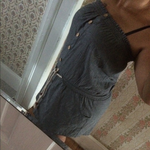 Beach dress - Picture 4 of 4