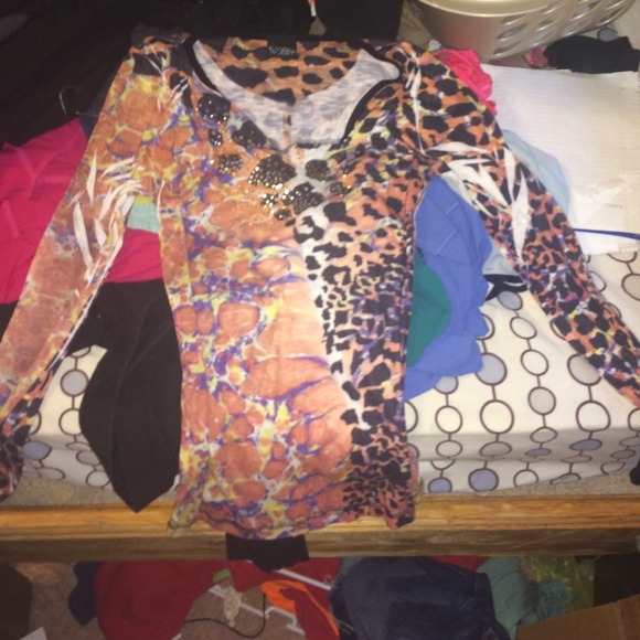 Buckle daytrip top
