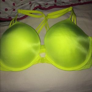 BUNDLE ❤️ Victoria's Secret "Very Sexy" push up