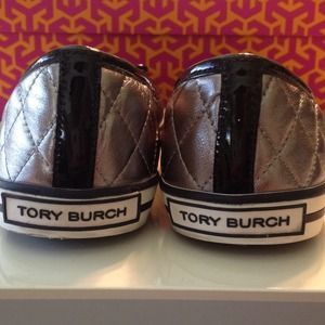 Tory Burch Shoes - Tory Burch Skyler Quilted Sneaker♦️REDUCED Tory Burch Shoes - Tory Burch Skyler Quilted Sneaker♦️REDUCED