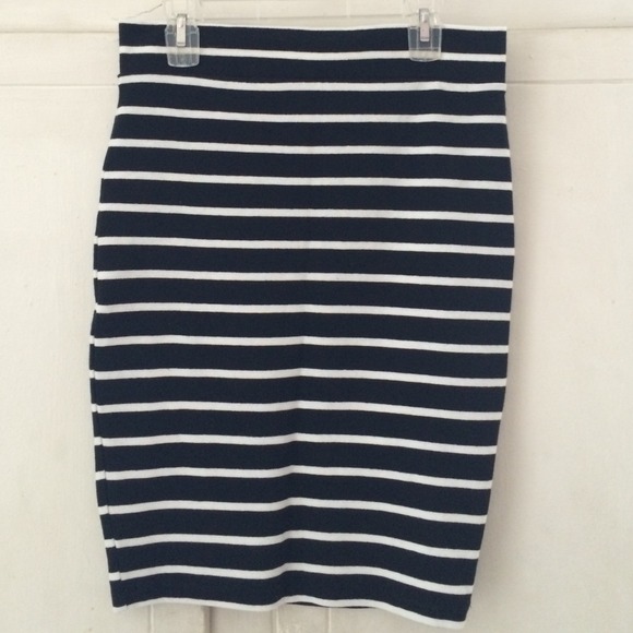 ‼️SOLD ‼️ Striped black and white skirt !