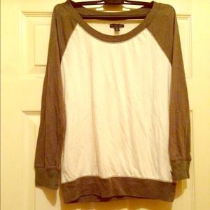 American Eagle Outfitters Tee