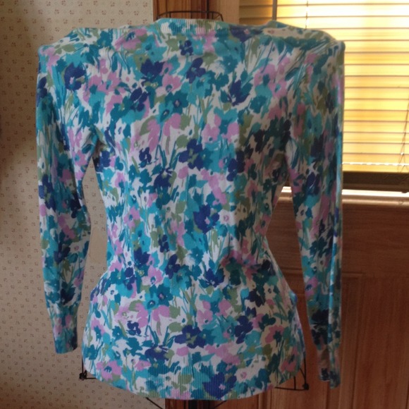 Cardigan - Picture 2 of 2