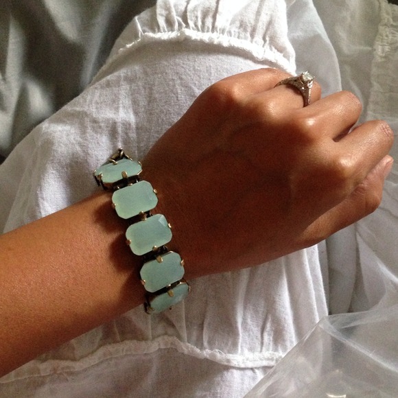 ❤️Sold in bundle❤️J.Crew statement bracelet