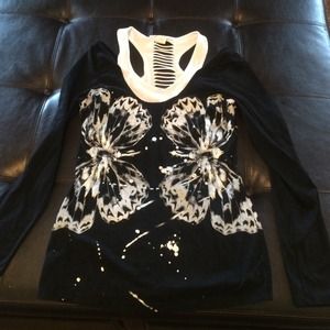 Long sleeved shirt
