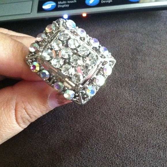 Adjustable blinging ring - Picture 2 of 4