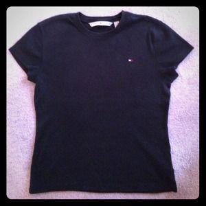 ❌SOLD❌ Tommy Hilfiger Black Tee