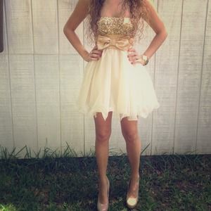 Cute gold homecoming dress