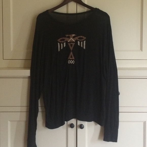 Brandy Melville Tops - Brandy Melville Tribal Long Sleeve