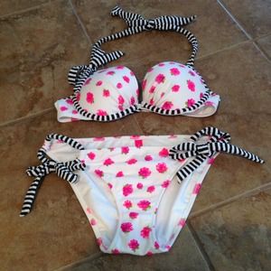 NWOT Floral & Stripe Victoria's Secret Bikini
