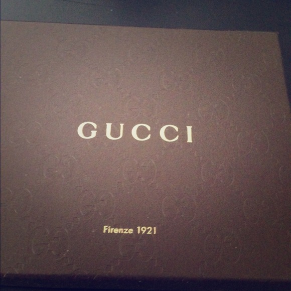 Gucci box for men's wallet