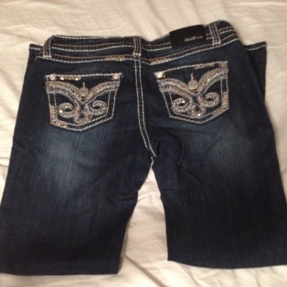 Jeans - Picture 2 of 4