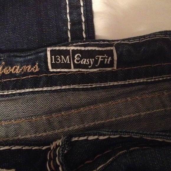 Jeans - Picture 4 of 4