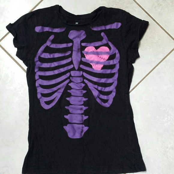 Skeleton heart t-shirt