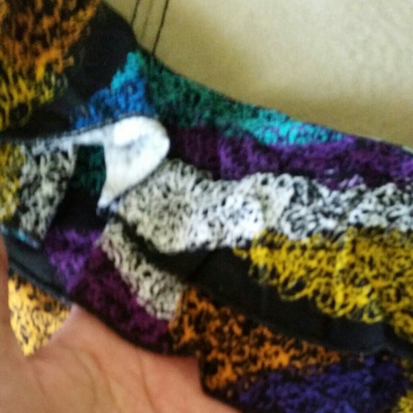 2 listings for $25 Blue & Green Ruffled Romper - Picture 4 of 4