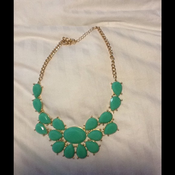 Jewelry - 🚫🚫🚫🚫SOLD🚫🚫🚫🚫BUNDLED!!
