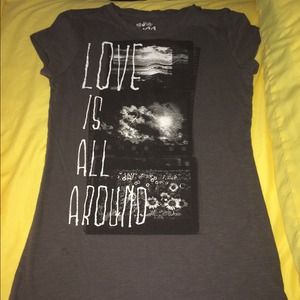 Never worn. Simple basic tee