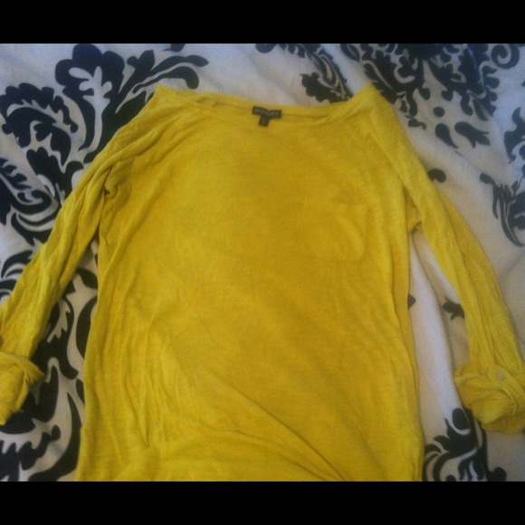 Brand new yellow Express rollup sleeve tee - Picture 1 of 1
