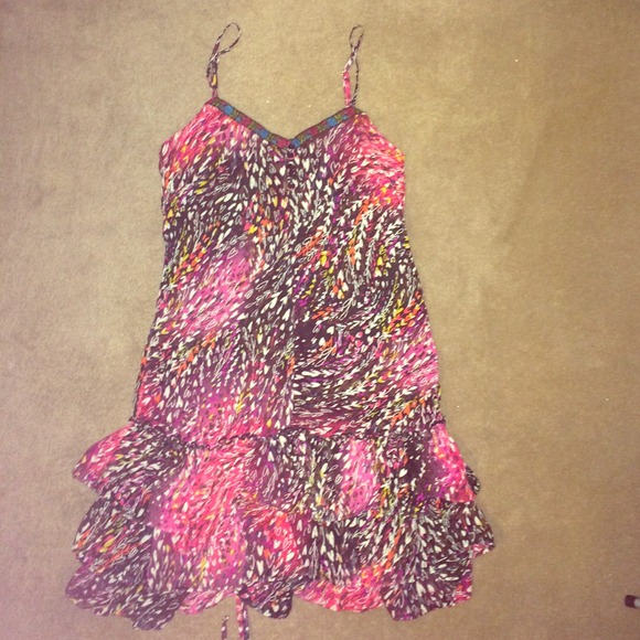 Perfect part dress, obviously very colorful!