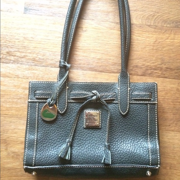Black Dooney & Bourke handbag / purse