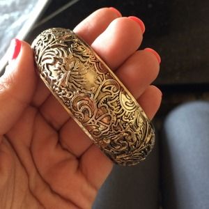 Gold sequence bangle