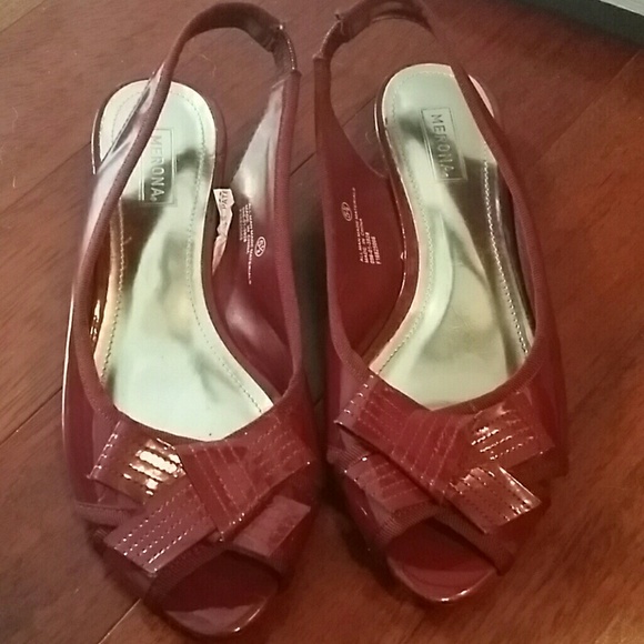 Red Patent Leather Slingbacks with Bows