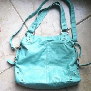 Wet seal purse