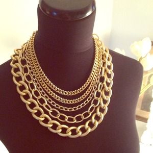 Gold costume jewlery
