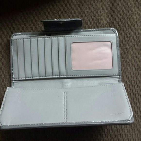 Coach Wallet - Picture 3 of 3